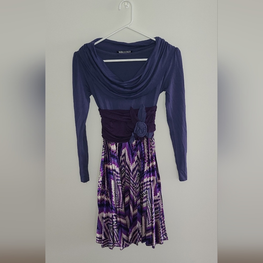 RINASCIMENTO Lilac  Dress with shevron satin pleated skirt  S